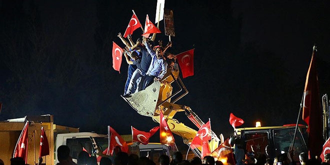 Sendikaların '15 Temmuz' mesajları