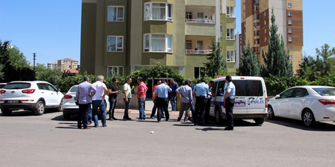 30 yılık polis nöbet dönüşü intihar etti