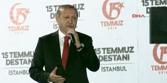 'FETÖ sanıkları tek tip elbise ile mahkemeye çıkarılsın'