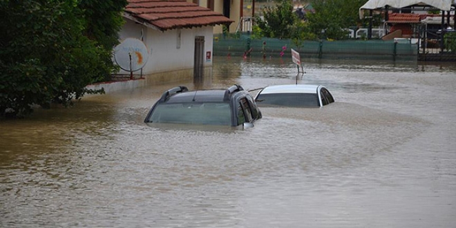 En çok yağış Silivri'nin Çanta Mahallesi'ne düştü