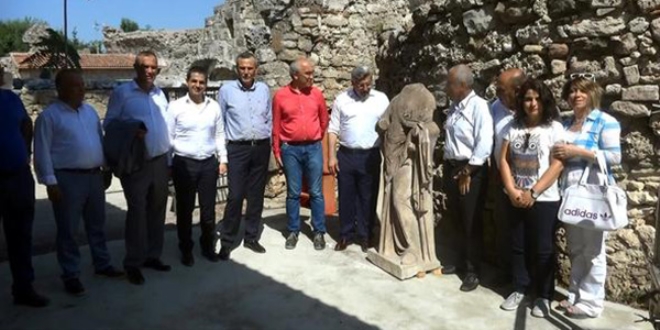 Roma dönemine ait kadın ve erkek heykeli bulundu