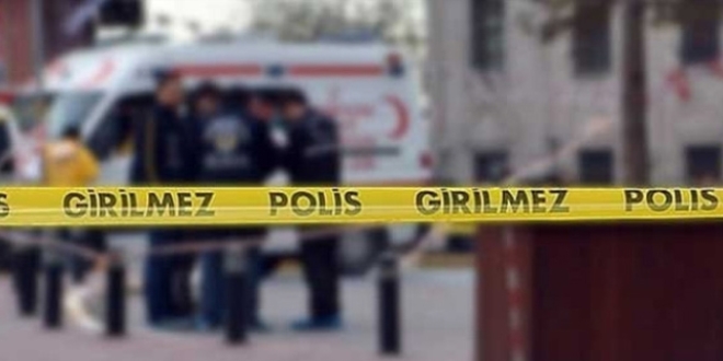 Antalya'da cinayet zanls polis, meslektalar tarafndan gzaltna alnd