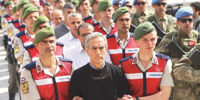 Darbeciler istihbarat kursu almış