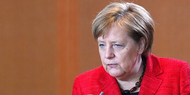 Merkel, FET firarilerini pazarlk masasna koydu