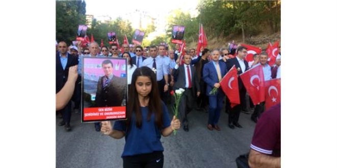 Tunceli'deki 'teröre lanet yürüyüşü' başladı