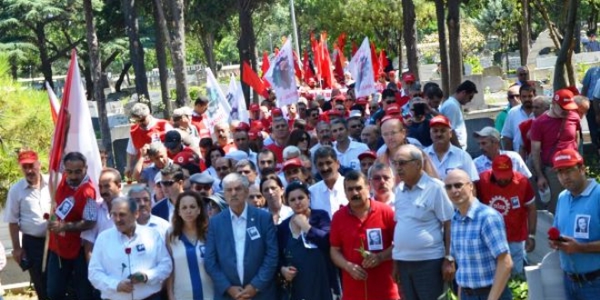 DİSK Kurucusu Kemal Türkler kabri başında anıldı
