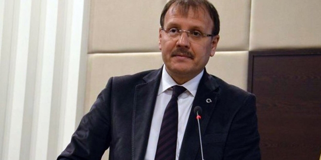 'Durmak, uyumak, geri planda durmak yakışmaz'