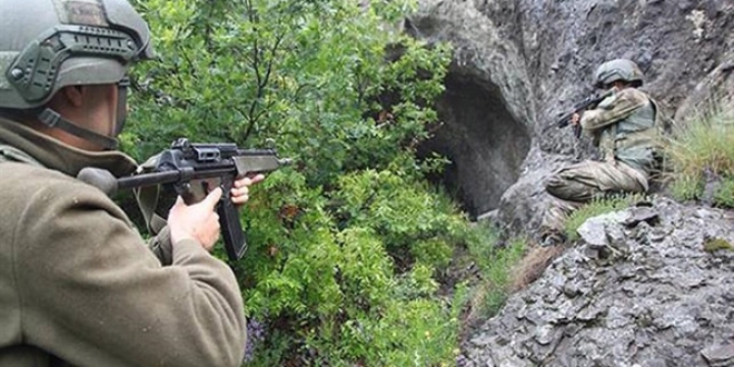 Lice'de PKK sığınağı imha edildi