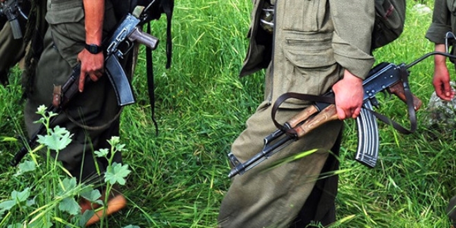 Şırnak'ta 4 terörist teslim oldu!