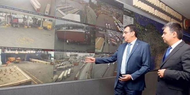 Ev hanımlarına devlet desteği