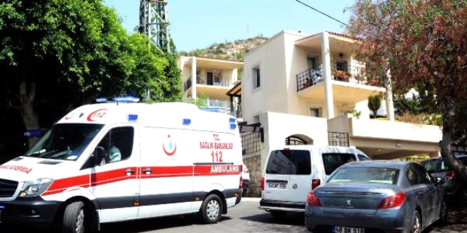 Rehberlik öğretmeni evinde ölü bulundu