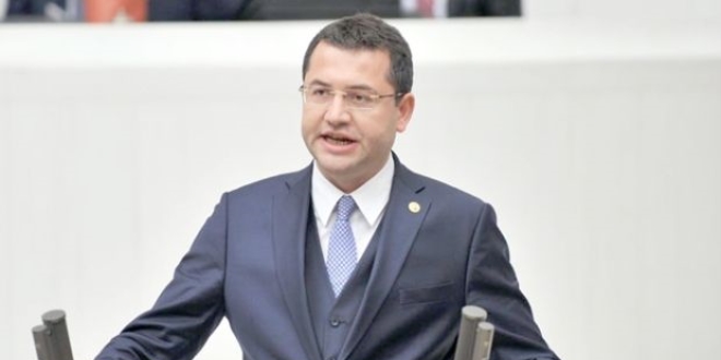 Muhalefet milletvekili, İçtüzük görüşmelerinde komisyonu temsil etti