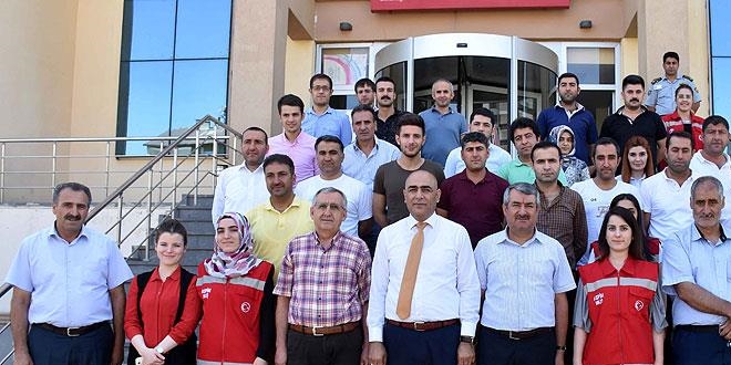 Hizmetli olarak girdiği kuruma müdür oldu