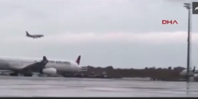 Uçak, 5 bin feette, doluya yakalandı. Faciayı pilot önledi
