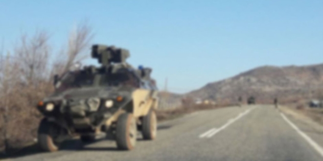 Diyarbakır Dicle'de askeri konvoya bombalı saldırı