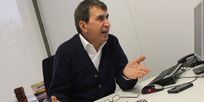 Pelikan grubu şimdi de Hakan Fidan'a hedef aldı