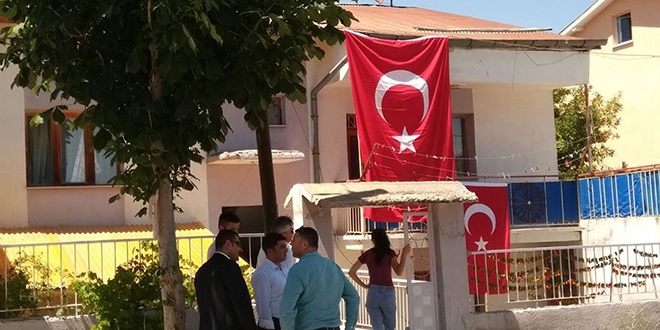 Şehit Binbaşı Çelik'in acı haberi ailesine ulaştı
