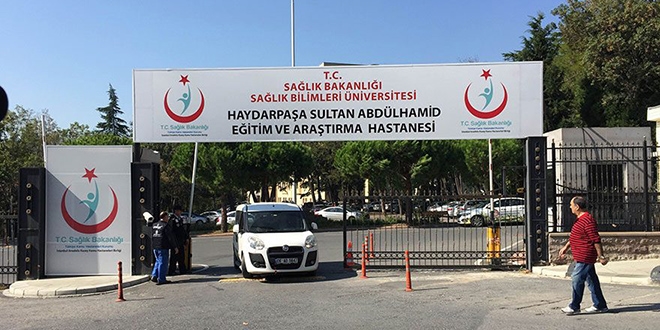Hastane bahçesi, hastane personeli tarafından temizlendi