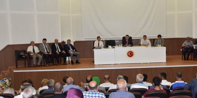 Vali, 9. kez halkla bilgilendirme toplantısına katıldı, sorunları dinledi