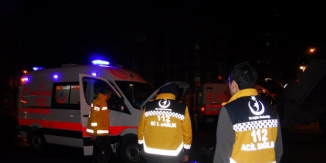 Kastamonu'da hafif ticari araçla otomobil çarpıştı: 2 ölü, 6 yaralı