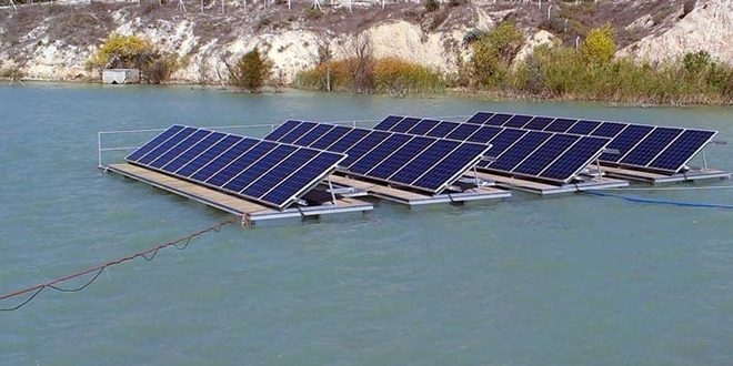 İBB, Türkiye'nin ilk yüzer güneş enerji santralini kurdu