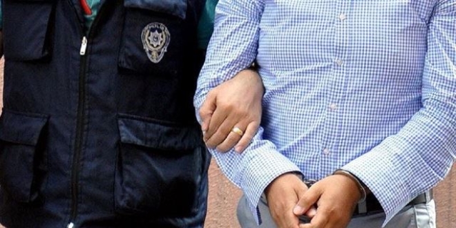 Çanakkale'de FETÖ'nün 'esnaf imamı' yakalandı