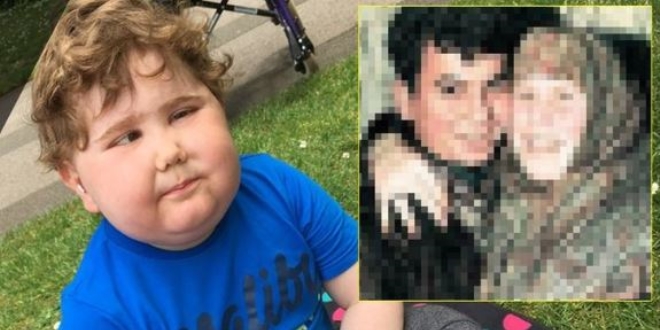İngiliz gelin Sarah, minik Mark'a yardımına koştu