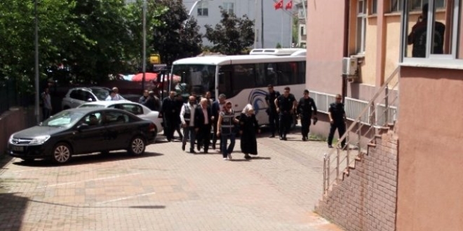 1'i akademisyen, 4 kişiye 6 şar yıl 3 er ay hapis cezası