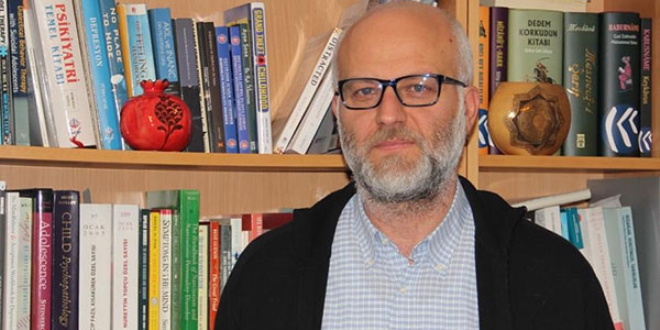 Prof. Dr. Sayar FETÖ'nün 'ruh halini' anlattı