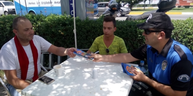 Polisten boğulma vakalarına karşı broşürlü uyarı