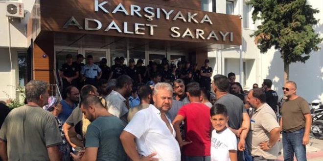 Dolandırıcının yakalandığını duyanlar adliyeye akın etti