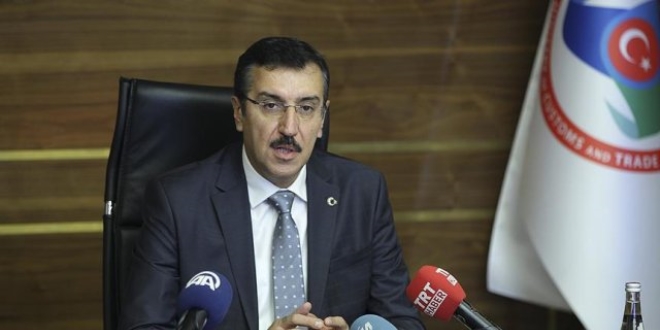 'AK Parti, Türk siyasi hayatında yeni bir sayfa açtı'