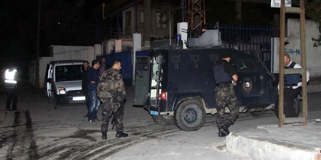 istanbul'da 12 DEAŞ'lı yakalandı