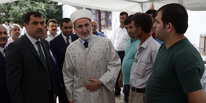 Diyanet leri Bakanvekili'nden ehit ailesine ziyaret