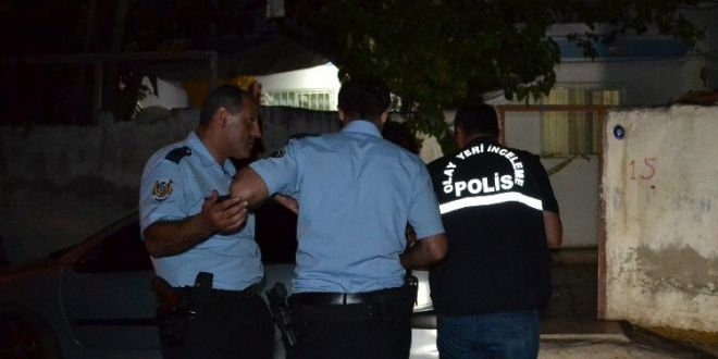 Kavgayı ayırmak isteyen polisi yaralayan 2 kişi tutuklandı