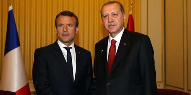 Erdoan, Fransa Cumhurbakan ile grt