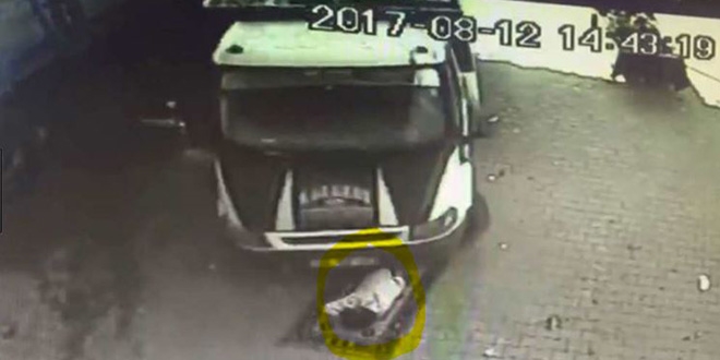 Uyurken üzerinden kamyonet geçen kişi öldü