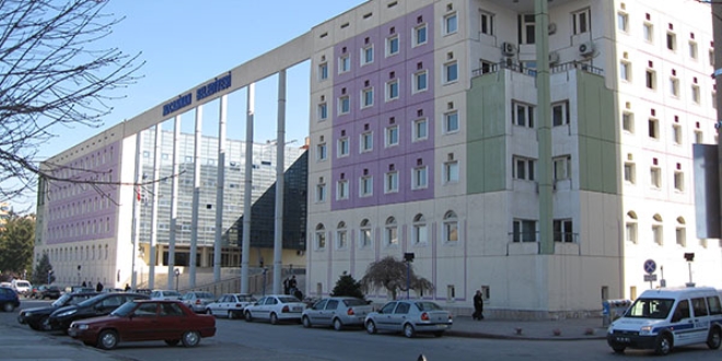 Zabıtaların seyyar satıcıyı darbettiği iddiası