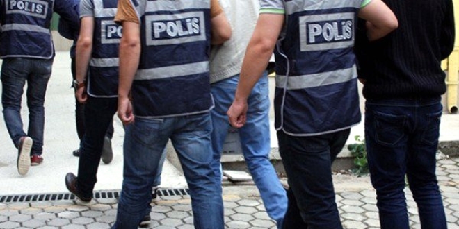 Ordu'da 13'ü görevli katip, 19 kişi gözaltına alındı