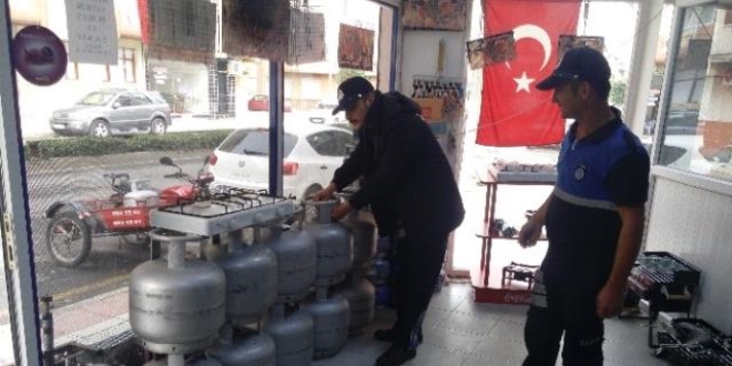 Mersin'de usulsüz akaryakıt ve tüp satıcılarına ceza yağdı