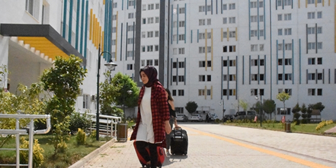 'Beş yıldızlı' otel konforundaki yurtlar öğrencileri bekliyor