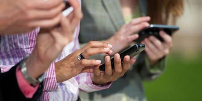 İkinci el cep telefonu fiyatı sıfırıyla yarışıyor