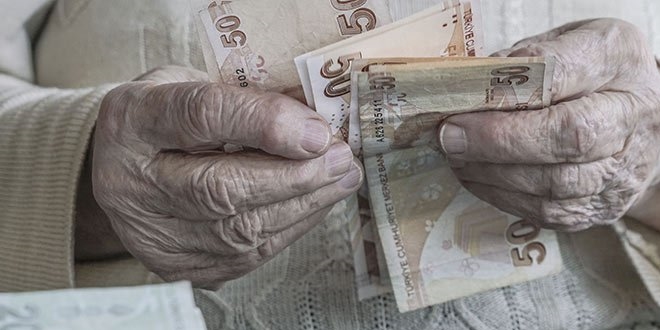 Emeklilerin yüzünü güldürecek teklif
