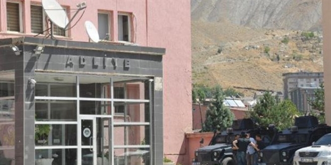 Sanıklar, mahkeme başkanı izinli diye savunma yapmadı