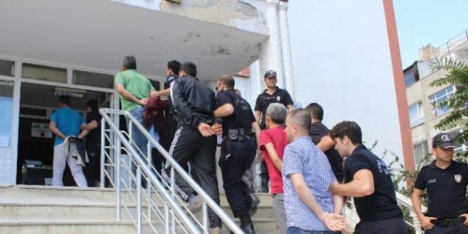 Tekirdağ'da 78 sanıklı FETÖ davası yarına ertelendi