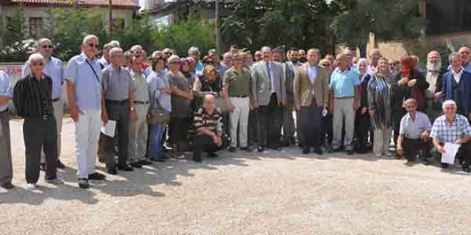 MHP'de Meral Akşener istifaları