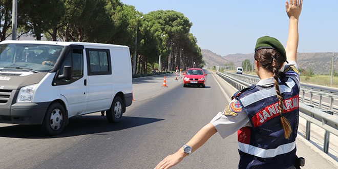 Yurt genelinde trafik ve asayiş uygulamaları