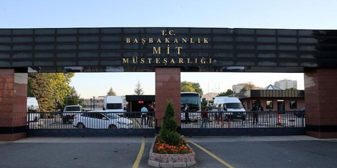 MİT mensuplarının makamlarını ifşa edenlere hapis cezası