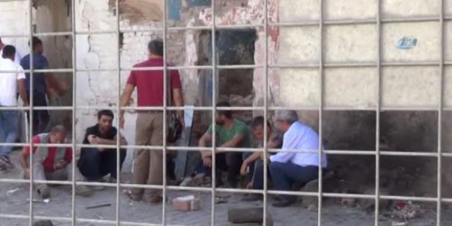 Sur'da eylem yapan HDP'lilere vatandaştan itibar eden yok