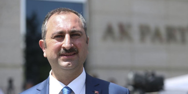 Bakan Gül: Uluslararası hukukun gereğini bekliyoruz